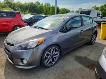 2016 Kia Forte KNAFZ5A35G5592172