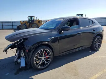 2023 Maserati Grecale ZN682AVM7P7432311