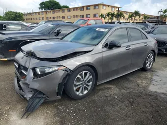 2021 Mercedes-Benz A-Class W1K3G4EBXMJ258882