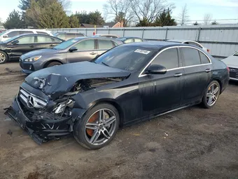 2019 Mercedes-Benz E-Class WDDZF4KB4KA690561