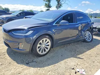 2018 Tesla Model X 5YJXCBE25JF092169 Lot 49979756
