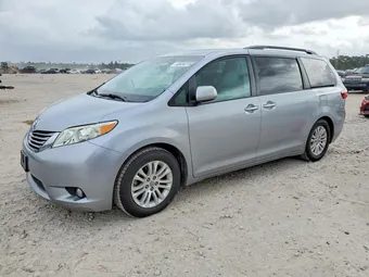2016 Toyota Sienna 5TDYK3DC5GS694369 Lot 48634276