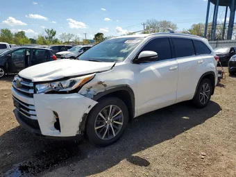 2018 Toyota Highlander 5TDJZRFH4JS842205 Lot 50905426