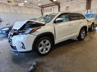 2018 Toyota Highlander 5TDDZRFHXJS913226 Lot 90724625