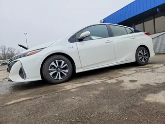 2017 Toyota Prius Plug-IN JTDKARFP7H3011585 Lot 48592196