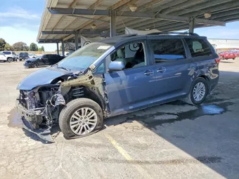 2016 Toyota Sienna 5TDYK3DCXGS762052 Lot 52970186