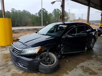 2017 Volkswagen Passat 1VWCT7A37HC071712