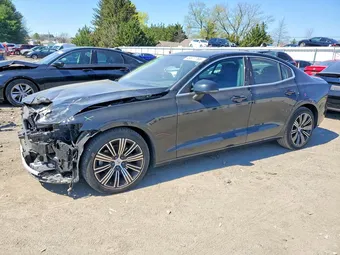 2022 Volvo S60 7JRL12TL7NG172845
