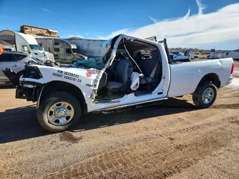 2018 Ram 2500 3C6UR5HJ4JG338233