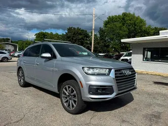 2018 Audi Q7 WA1VAAF71JD019111