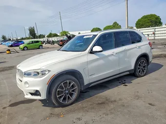 2018 BMW X5 5UXKR2C58J0Z20976