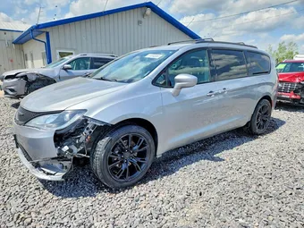 2018 Chrysler Pacifica 2C4RC1BG5JR235192 Lot 51004886
