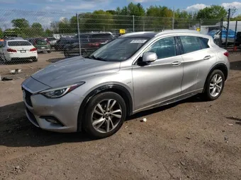 2017 Infiniti QX30 SJKCH5CP1HA029313