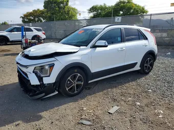 2023 Kia Niro KNDCS3LF1P5063694