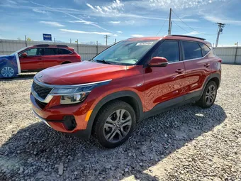 2021 Kia Seltos KNDEUCAA4M7156221