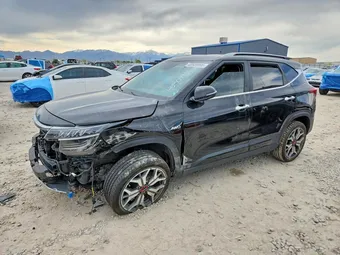 2023 Kia Seltos KNDETCA24P7426757