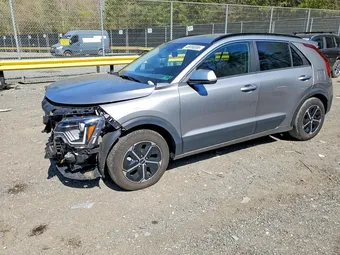 2023 Kia Niro KNDCP3LE1P5098146