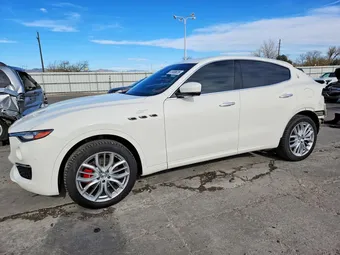 2022 Maserati Levante ZN661XUA4NX400370