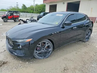 2017 Maserati Levante ZN661XUAXHX248129