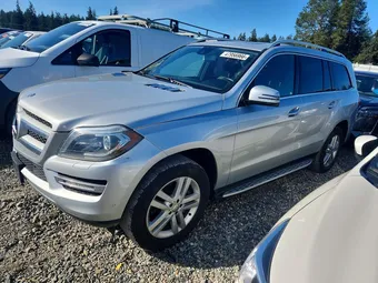 2016 Mercedes-Benz GL-Class 4JGDF6EE3GA700327