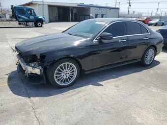 2022 Mercedes-Benz E-Class W1KZF8DB2NB095808