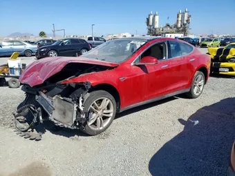 2015 Tesla Model S 5YJSA1H10FFP77099 Lot 56838786
