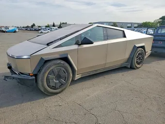 2024 Tesla Cybertruck 7G2CEHED5RA034355