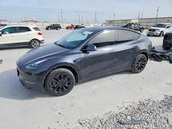 2024 Tesla Model Y 7SAYGDEDXRF037897 Lot 77627875