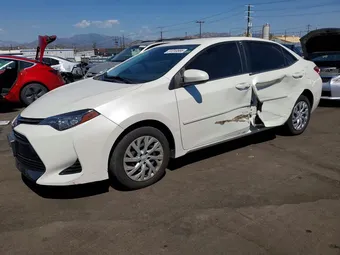2018 Toyota Corolla 5YFBURHE8JP800036 Lot 51010566