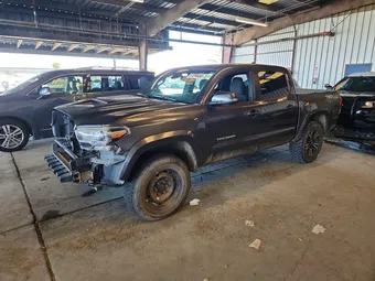 2018 Toyota Tacoma 5TFCZ5AN8JX138033 Lot 51294456