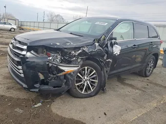 2018 Toyota Highlander 5TDJZRFH3JS485793 Lot 47654656