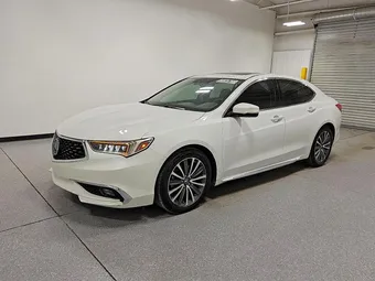 2018 Acura TLX 19UUB2F77JA008623
