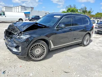 2021 BMW X7 5UXCW2C07M9G50529