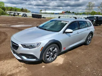 2018 Buick Regal W04GU8SX9J1159360