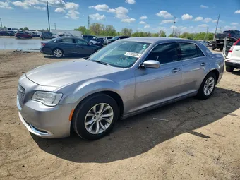 2015 Chrysler 300 2C3CCAAG4FH922432