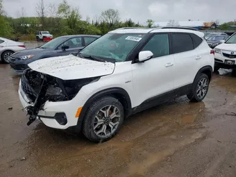 2021 Kia Seltos KNDERCAA9M7193413
