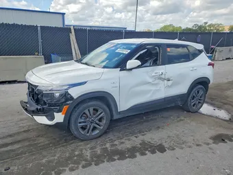 2023 Kia Seltos KNDEPCAA2P7370586