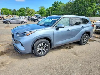 2022 Toyota Highlander 5TDGZRAH4NS107313 Lot 49023576