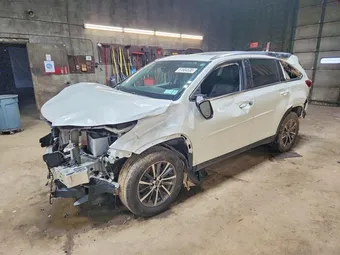 2019 Toyota Highlander 5TDJZRFH9KS578433 Lot 51504536
