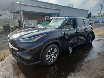 2021 Toyota Highlander 5TDHZRBH2MS070358 Lot 50297216