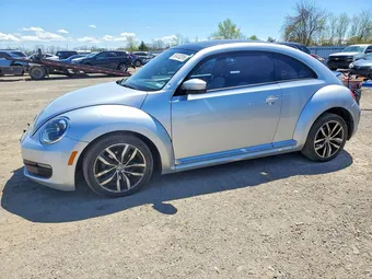 2015 Volkswagen Beetle 3VWJ07AT2FM649811