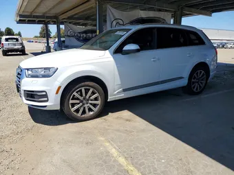 2017 Audi Q7 WA1LAAF7XHD022736