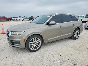 2017 Audi Q7 WA1VAAF77HD023125