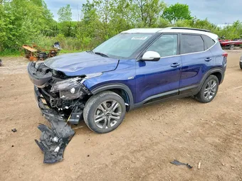 2021 Kia Seltos KNDEUCAA1M7125413