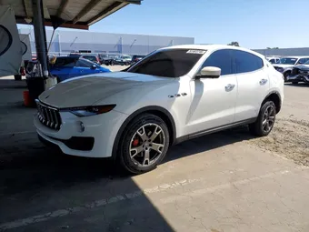 2018 Maserati Levante ZN661XUA7JX293681