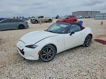 2020 Mazda MX-5 Miata JM1NDAA71L0417787