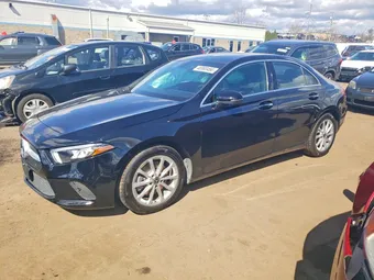 2021 Mercedes-Benz A-Class W1K3G4FB8MJ276392