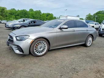 2022 Mercedes-Benz E-Class W1KZF8EB9NB026158