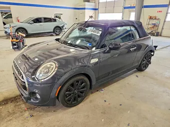 2016 Mini Convertible WMWWG9C5XG3A91465
