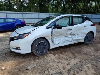 2023 Nissan Leaf 1N4CZ1CV5PC560479